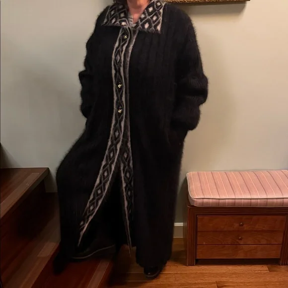 Elegant angora Black Long Sweater Coat size Xl tall